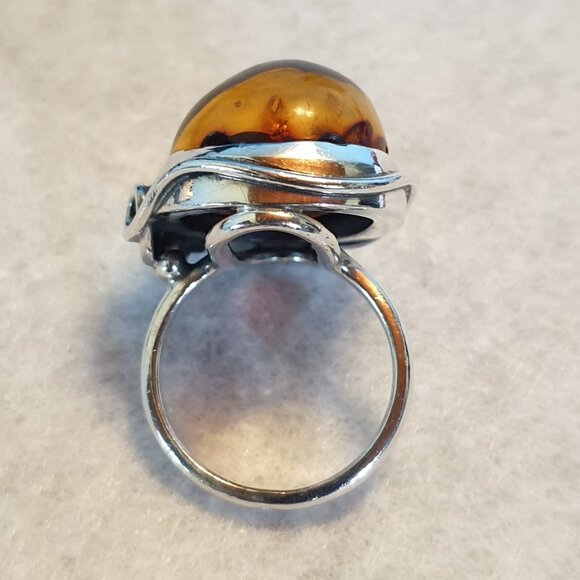Vintage Cognac Baltic Amber Sterling Silver Art Nouveau–Inspired Floral Ring - Picture 10 of 16